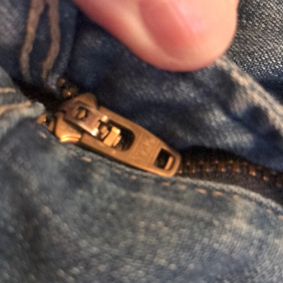 Hudson 24 x 3.5” Croxley Cuff Shorts in Polly distressed stretch denim jean EUC - Picture 9 of 12